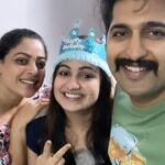 Anjali Rao Instagram - That’s how we surprised our Minnu kutty ❤️ #birthday #birthdaygirl #celebration #surprisebirthday #cake #friendship #soulsister #mrshitler #zeekeralam #reelsinstagram Nilamel, Kerala, India