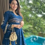 Anjum Fakih Instagram - #haldiceremony #ladkewale #udaipurdiaries #anjumfakih . . . Styled by @shailjaanand Outfit by @datetheramp Potli by @aclutchstory Udaipur, Rajasthan
