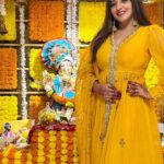 Antara Biswas Instagram - Ganpati Bappa Morya 🙏…. #happyganeshchaturthi Beautiful 🤩 Outfit by my Dear @rashmi_aaryaa ….