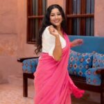 Anumol Instagram - 💗 . Beautiful @anumolofficial 📸: @akhil_vijayan_photography.ofcl . . #saree #pinksaree #sareelove #pinkandwhiteblouse #ethnicwear #elegance #sareedraping #anumolofficial #anumol #pink #whitepuffsleeve #whiteblouse #elegantoutfit #beauty #saltstudio #bestboutiqueinkochi #instagood #instagram #explorepage