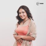 Anupama Gowda Instagram - I promise it was my photoshoot but ended up having his pictures more 😅 #meandmyshadow Outfit: @kalasthreebytejaswinikranthi Styling: @tejukranthi Assisted by: @khushi_jagadisha Jewellery: @sunrisesilversmiths PC: @raghavstudios Bangalore, India
