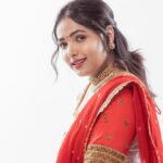 Anupama Gowda Instagram - Your Desi Gurllll😜 Styling: @tejukranthi Assisted by: @khushi_jagadisha Outfit : @nineonine_designstudio Jewellery: @bcos_its_silver PC: @raghavstudios