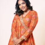 Anupama Gowda Instagram - Orange is the happiest colour 🧡 Styling: @harshithareddy_stylebook Outfit: @harshithareddy_stylebook Jewellery: @dhwanibansalofficial PC: @raghavstudios