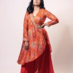 Anupama Gowda Instagram - Orange is the happiest colour 🧡 Styling: @harshithareddy_stylebook Outfit: @harshithareddy_stylebook Jewellery: @dhwanibansalofficial PC: @raghavstudios