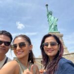 Anushka Sen Instagram - Around the world with my two most favourite people in the world. I love you both so much! We have traveled almost 15 countries together! And here’s to travelling the whole world together #senfamily USA