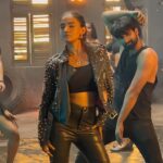 Anushka Sen Instagram - Some BTS from Teri Aadat 2!! Thank you for so much loveee! 1M in just few hours wohooo 🥰 #teriaadat2