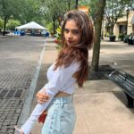 Anushka Sen Instagram - 🐬 Niagara Falls State Park, USA