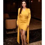 Anusmriti Sarkar Instagram - Few hours in kolkata 💗✨🧿 #promotion #movie #bollywood #gratitude #love #kolkata #media #as #anusmriti #anusmritisarkar #thankyou @regobofficial @rema.lahiri.bansal Kolkata Hotel Hindusthan International