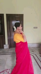 Aparajita Auddy Instagram - Jhumka gira re💃💃💃💃💃#Instagram#instagood#reelsindia#goodvibes #jhumkas #bollywood #rockyaurranikipremkahani #rrkpk #dance #viral #treding #actor