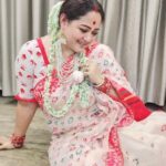 Aparajita Auddy Instagram - Shilpi and art the rhythms এর গুরু পূর্ণিমার অনুষ্ঠান #viral #Instagram #reelsindia#goodvibes