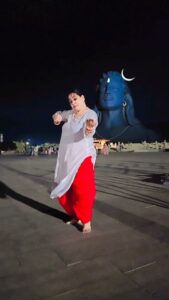 Aparajita Auddy Instagram - Indian classical dance is sustained by a profound philosophy. ...#Instagram#dance#classicalmusic#locetion#goodvibes#adiyogi#ishayoga