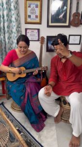 Aparajita Auddy Instagram - Jamming with @rahul_dutta_ron 

#instagram #music #songs #mashup #evening #instagood #feelgood #fyp