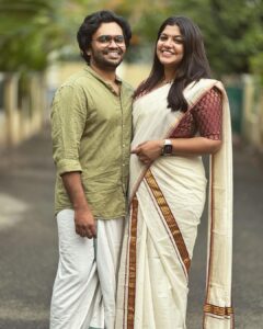 Aparna Balamurali Instagram - Onam 2023 💛🌼