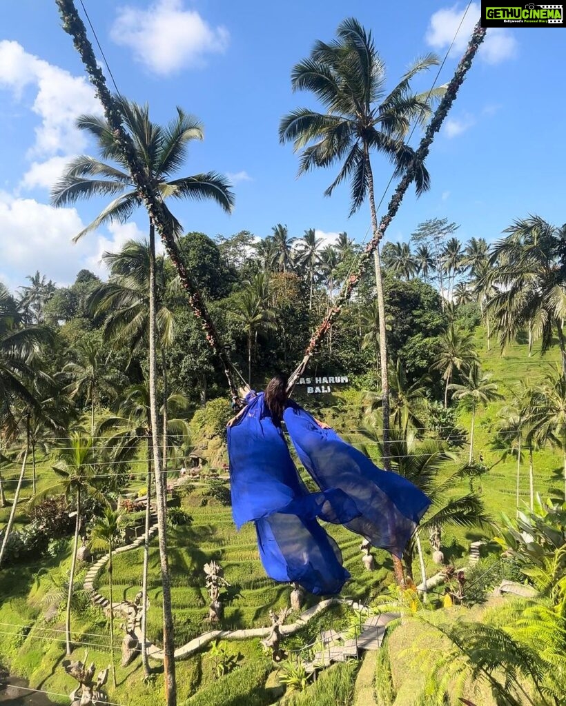 Aparna Das Instagram - Mandatory picture when in bali 😍 Full on touristy mode in #Bali 🕶️ #day4