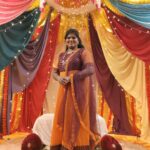 Aranthangi Nisha Instagram - Summa oru pattu poduvom..... Beautiful coustume @srisaicollections9