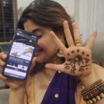 Archana Instagram - Happy Teejri aka Sindhi karvachauth! Celebrating the moon within our reach with @chandrayan_3 thanks to @isroindiaofficial @isro.in 🌚🚀✋️ #teejmehendi #moonlovers #karvachauth #chandrayaan3 #isro #teejspecial #vikramlander #proudindian