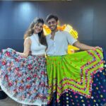 Archana Instagram - When you are a reel pro but your friend is a GARBA EXPERT @jainil_dreamtodance #navratri #navratrispecial #garba #india #durgapuja #mumbai #jaimatadi #durga #festival #love #instagram #devi #maadurga #photography #maa #diwali #radiocitmumbai