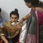 Archana Shastry Instagram - 😁 Maaa amma pedthunna mudda..... naku na moguduki!!!!!! Background lo vasthunna voice maa Bhaskar mama !!!!