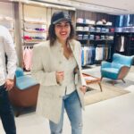 Archana Shastry Instagram - Few pics that I felt like sharing with u all ..... #2019 when v went shopping for our wedding!!!!!! Oct2019