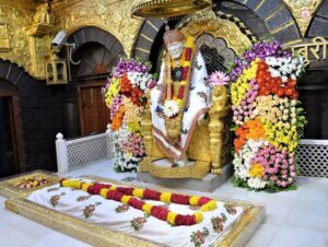 Archana Shastry Instagram - On Guru pournami 🙏🏻May baba’s blessings be with all of us . Surrender to the ultimate power 🙏🏻