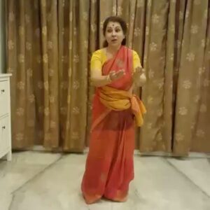 Archana Shastry Instagram - Momma ❤️
On this guru pournami day I wanna thank my Guru my mother for teaching me this lovely craft of classical dance , kuchipudi . She thanks her guru Dr.shobhanaidu garu 🙏🏻#practicesessions