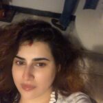 Archana Shastry Instagram - Another filter which makes ur skin so perfect phewwww !!!!! Well this is ..... Exhausting !!!!!! a lie we smile at ......lol Just throw away ur makeup guys hahaha ......