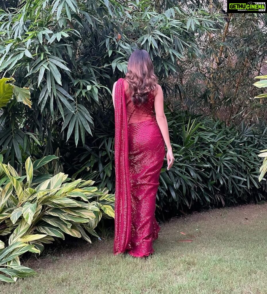 Archana Vijaya Instagram - In beautiful Goa, feeling fabulous in this form fitting gown sari by @gauravguptaofficial who always makes you feel effortlessly sculptured and beautiful ! Thank you ! ♥️ Make up and Hair - @sibellehairnmakeup Styling - @dhruvadityadave Shoes - @louboutinworld ♥️♥️♥️