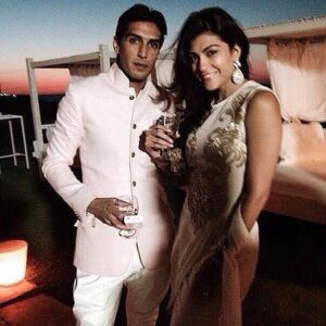 Archana Vijaya Instagram - Always counting our blessings, always looking at the glass half full . That’s us . 😊

Not an ideal anniversary, as I am not with you, but that’s the essence of a worthwhile relationship, to be there for each other no matter what, and I’d like to believe we have each other’s back when needed, amongst everything else, love, passion, adventure, annoyance etc etc ! 😁😁😁

Happy Anniversary to the love of my life, and my true partner in crime ! May we never have to pretend to be anything else but our true, authentic selves for each other….. be it good, bad or ugly . 😊

I love you so much . 💕