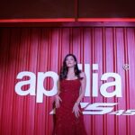 Archana Vijaya Instagram - Last night was truly lit as we launched the @apriliaindia RS457 for the first time in India amongst a star studded crowd, amazing party and a red hot vibe ! It definitely set hearts racing to say the least ! 😉 Make up - @makeupbyniharikamukim Hair- @rajchauhan_hairstylist Outfit - @rohitgandhirahulkhanna Videography- @lakshay.dargan #ApriliaIndia #ApriliaRS457 #BeARacer #RS457