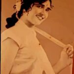 Arti Singh Instagram - Aaj is duniyan ki sabse achi Insaan ka birthday hai .mujhe apki bohut yaad aati hai . Yaadein nahi hai par bohut takleef hoti hai ye soch kar aap hote shayad sab alag hota . Happy birthday mom . Aur haan mujhe pata hai aap kehte the meri beti kitni sundar hai . Ab kabhi jab confidence girta hai na toh sochti hun meri maa taareef karke gayi thi . I love you mamma . I miss you much .. aur mamma ek photo toh khicha lete mere sath. @krushna30