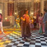Arti Singh Instagram - When your character doesn’t allow you to dance in the show . Koi naaaaa . Hum apna performance khud hi de denge . Don’t even need an audience 😀😀😀 watch Shravani @shemarooumang