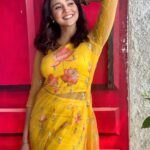 Ashi Singh Instagram - 🌼