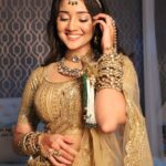 Ashi Singh Instagram - Ye usi shaadi ke photos hein jo prove nahi ho pa rahi 😵‍💫🤪 #Meet #MeetOnZeeTV #SuMeet #MeetBadlegiDuniyaKiReet #AshiSingh #AshiAsMeet #AshiAsSumeet