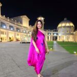 Avantika Khatri Instagram - #AboutLastNight - I know I am hot, but I also know I’m not a full-time hot person. I’m hot when I wanna be. I choose my own hours. I make my own schedule. I do freelance Hotness ! 😂😜💋 . #KudiAK #AK #advocator #of #selflove #keep #utmost #high #standards #avantika #khattri #filmmaker #mumbai #pune #india #events #parties #nightouts #livinginthemoment #takemewhereloveis #bollywoodactress #producer #actress #filmdirector #filmmaker #pictures #celebrity #avantikakhattrilatestpics #avantikakhattri @directors_visions @avantikakhattri