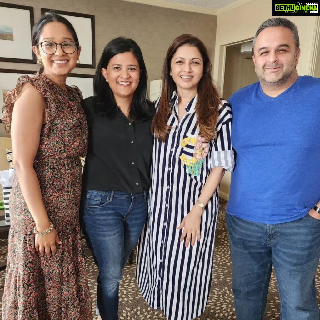 Bhagyashree Instagram - We meet and we eat ! . Gastronomical Magical Holiday ! Meeting friends n family always brings out the hunger of good food. Houston, Texas was that and more. Love you guys....miss you.. until we meet again ❤️🥰 #friends #holiday #traveldiaries #foodnfriends