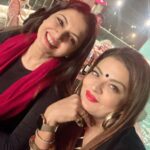 Bhagyashree Instagram - Happy birthday B. My fit & fabulous buddy have the best year filled with love , laughter and dreams fulfilled 🎂🥂🎉❤️ #birthdaygirl #love