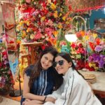 Bhagyashree Instagram - Celebrations !!! Famtime . . A birthday recap of @avantikadassani 2023 #familytime #birthday #daughterlove #celebratelife #moments #funmood #celebrations