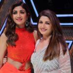 Bhagyashree Instagram - Thank you for all the love. #SajiniShindeKaViralVideo Hum toh viral ho gaye ji ! @nimratofficial @radhikamadan Had so much fun with you all. @theshilpashetty @kirronkhermp @arjunbijlani