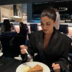 Bhumi Pednekar Instagram - Last night went from winning an award to eating the best apple pie :) Thank you Melbourne and IFFM for the love ❤️