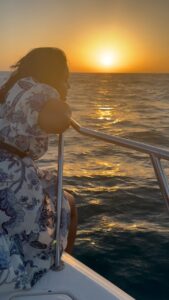 Chaitra Reddy Instagram - Throw back to one beautiful sunset that I witnessed ❤️🥹 
Travel is a therapy ❤️