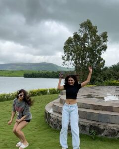 Chetna Pande Instagram - Bliss 🫰🏻❤️