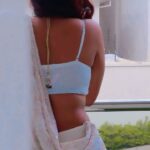 Dalljiet Kaur Instagram - Iss gaane ki khanak Bahot khubsurat hai ❤️ . . 🎥by @marlie_vice Nairobi, Kenya