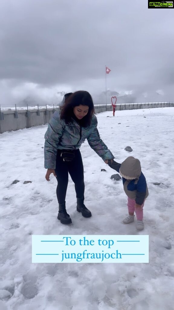 Debina Bonnerjee Instagram - The most amazing journey to the top of Europe #jungfraujoch🇨🇭 . @jungfraujochtopofeurope #jungfraujoch #topofeurope @myswitzerlandin #INeedSwitzerland . . #travel #fun #family #switzerland