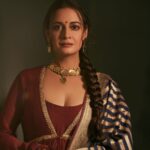 Dia Mirza Instagram - I was in Lucknow recently for the @bigfmindia #ImpactAwards. It was so good meeting people from Uttar Pradesh making an Impact through their work. All my good wishes to all the winners. May you continue to lead with empathy ❤️✨ Outfit @divyabydivyaanand Dupatta gifted by Mom @rekhi.poonam ❤️🙏🏻 Styled by @theiatekchandaney Jewellery my own by @anumerton HMU by @tush_91 Photos by @dhruv_dixit_serenity Managed by @imdhruv30 @exceedentertainment #HandcraftedInIndia #MadeInIndia #HandWoven #SustainableClothing Lucknow, Uttar Pradesh
