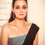 Dia Mirza Instagram - What do I usually go for? Effortless and Sustainable 💚🐯 #ThursdayThrowback Gown @amitaggarwalofficial Jewellery @mahesh_notandass Glam @shraddhamishra8 Hair @tejisinghofficial Styled by @theiatekchandaney Assisted by @jia.nariman Photos by @shivamguptaphotography