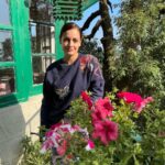 Dia Mirza Instagram - “You’re only here for a short visit. Don’t hurry, don’t worry. And be sure to smell the flowers along the way.” -Walter Hagen #WednesdayWisdom #Throwback #ForNature #SunsetKeDivane Thank you @womanistankidukan @womanistan @teebirdyfly for this gorgeous hand embroidered sweatshirt 🙏🏻🕊️ Landour, Mussoorie