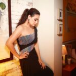 Dia Mirza Instagram - It was so fun to #dressup and show up for the @graziaindia #GMA2023 #GraziaMillenialAwards2023 🐯 @amitaggarwalofficial you are a true star! One of the pioneers of #CircularDesign it’s always a pleasure to wear your outfits 💚🙌🏼 Styled by @theiatekchandaney Assisted by jia.chauhan Jewellery by @mahesh_notandass Make Up by @shraddhamishra8 Hair by @tejisinghofficial Photos by @shivamguptaphotography Bandra World of Storytellers