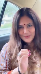 Dipika Chikhlia Instagram - Life is all about  how you react ….

#instagood #photography #photooftheday #instagram #picoftheday #fashion #beautiful #instadaily #mumbai #style #photo #happy #explore #reelitfeelit #reelofinstagram #reels #fashionreel #moodyreel #mumbaiinstagram #instagramreel #instareel#dipikachikhliatopiwala
#Trendingreels  #viral 
#Viralvideo #dipikachikhlia #dctmovies #dhartiputranandani