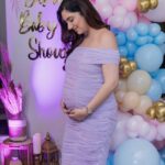 Disha Parmar Instagram - Couldn’t have asked for a better night! 🌸🦋 Celebrating our 👶🏻 with just the close friends & Family and having the best time. Thankyouuu soo much @shivaniparikh06 & @gaurav_richboyz for throwing this Baby shower & making the mamma & baby very Happy! ♥️ And @meghaisrani for capturing our milestones in life ever so beautifully 🫶🏻 Our baby is lucky to have soo many people already loving him or her! 🥹💜 @rahulvaidyarkv Event Decor & Managed by @scribbleandpop_events 🩷 All Saints Mumbai