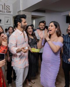 Disha Parmar Instagram - Couldn’t have asked for a better night! 🌸🦋
Celebrating our 👶🏻 with just the close friends & Family and having the best time.

Thankyouuu soo much @shivaniparikh06 & @gaurav_richboyz for throwing this Baby shower & making the mamma & baby very Happy! ♥️

And @meghaisrani for capturing our milestones in life ever so beautifully 🫶🏻

Our baby is lucky to have soo many people already loving him or her! 🥹💜 
@rahulvaidyarkv

Event Decor & Managed by @scribbleandpop_events 🩷
